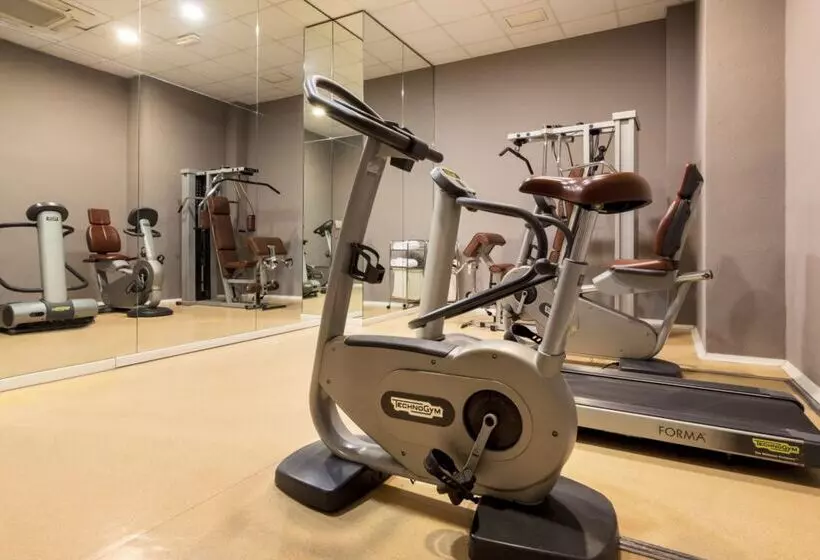 Fotos del hotel Ilunion Valencia 4:  9