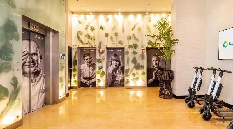 Fotos del hotel Ilunion Valencia 4:  20