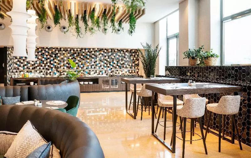 Fotos del hotel Ilunion Valencia 4:  23