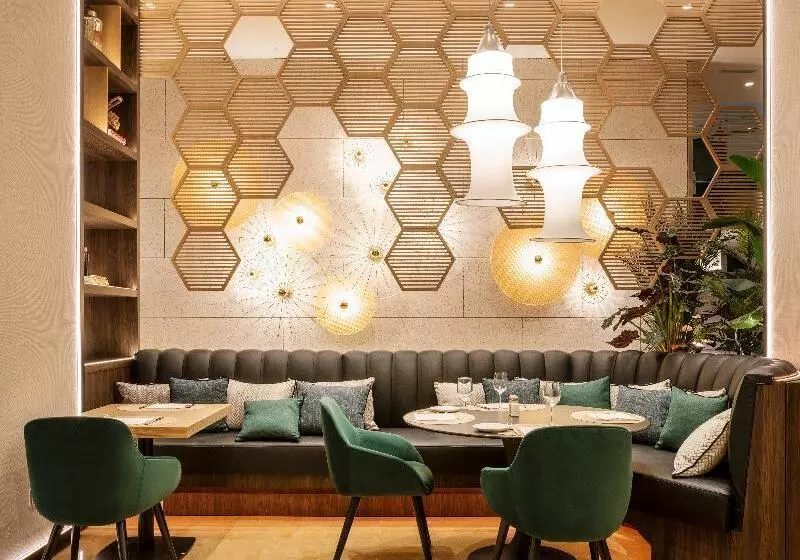 Fotos del hotel Ilunion Valencia 4:  22