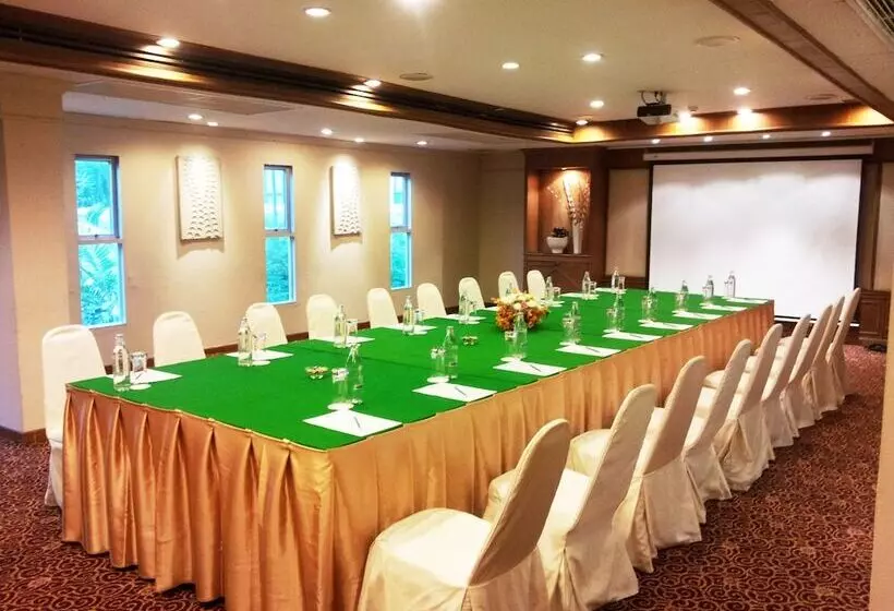 Fotos del hotel St. James Hotel:  11