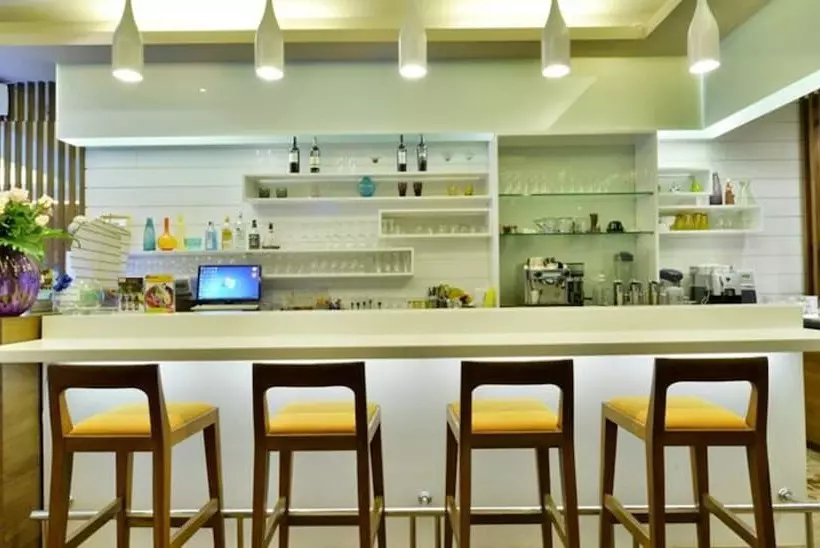 Fotos del hotel St. James Hotel:  5