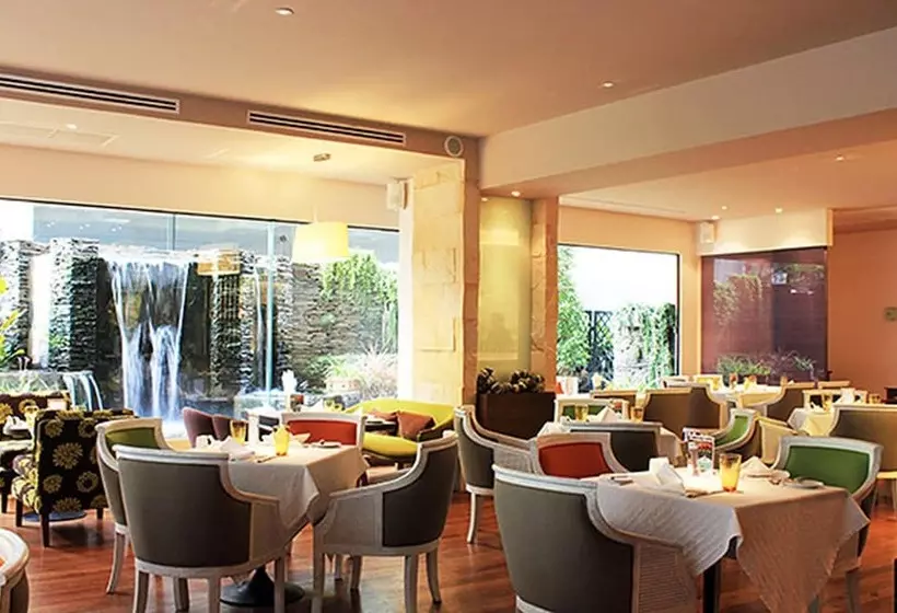 Fotos del hotel St. James Hotel:  4