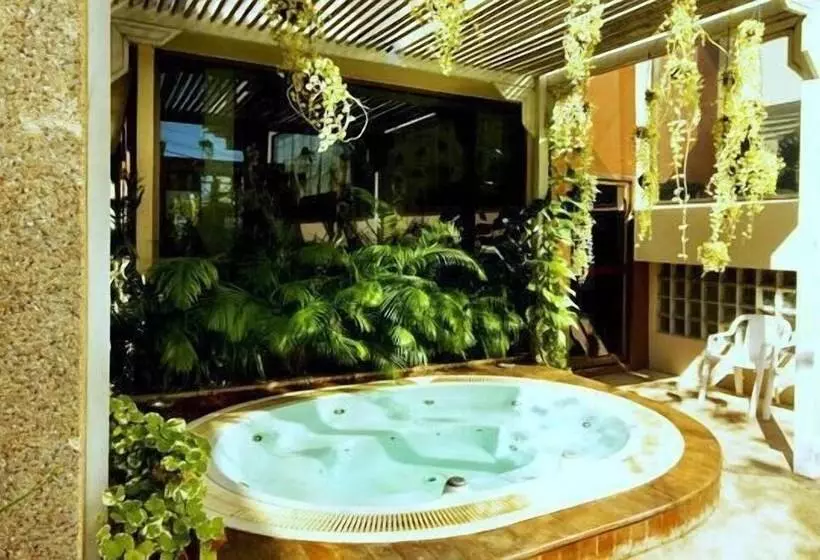 Fotos del hotel Tarin:  2