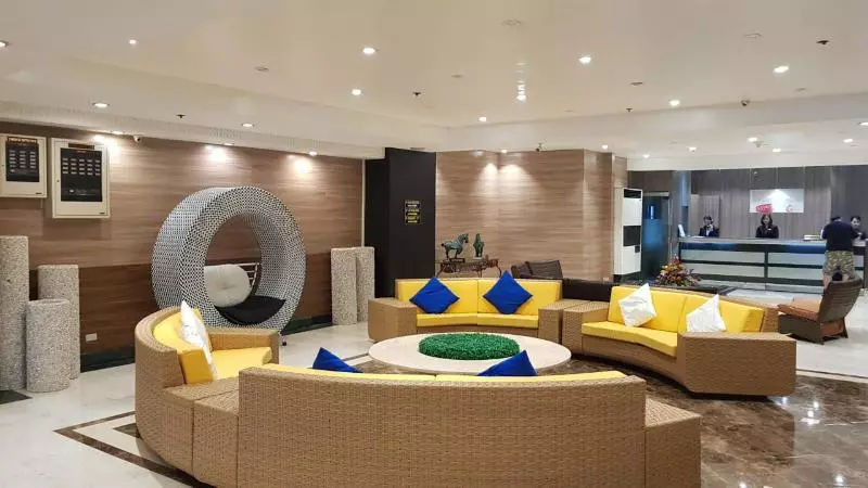 Fotos del hotel Executive Plaza:  3