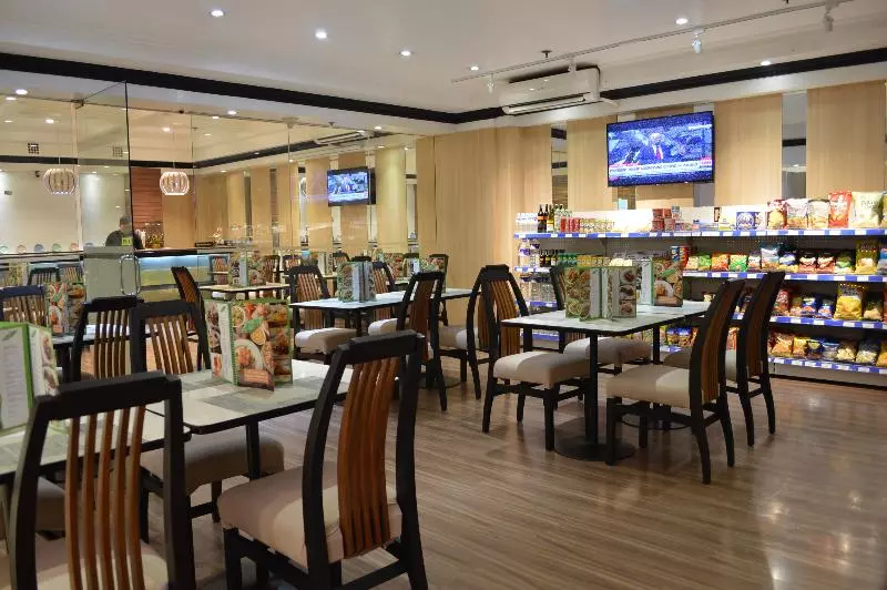 Fotos del hotel Executive Plaza:  12