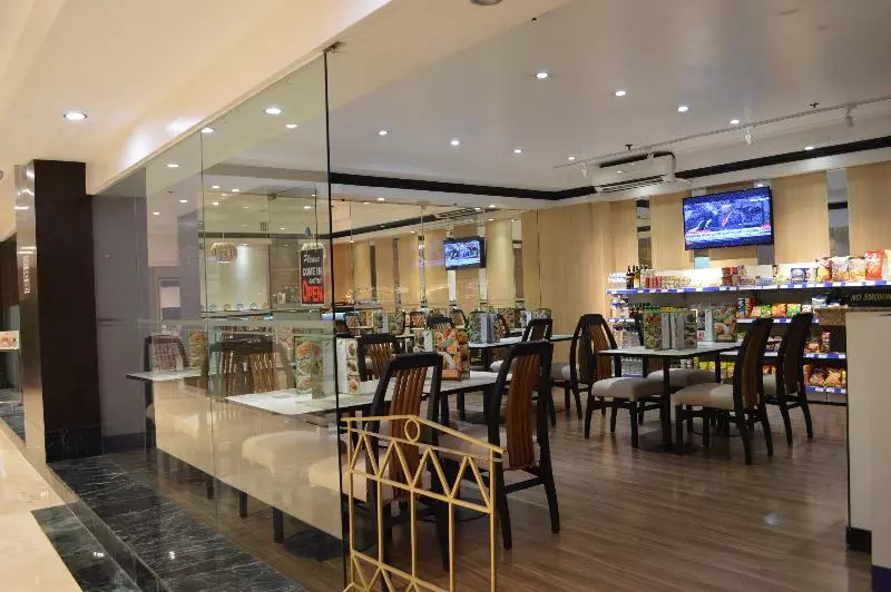 Fotos del hotel Executive Plaza:  6