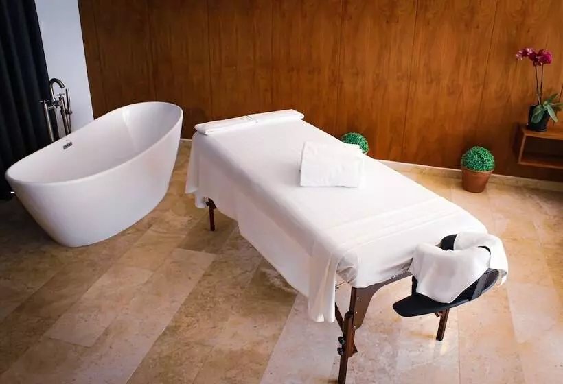 Fotos del hotel Casa de La Condesa:  2