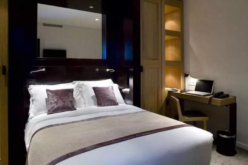 Fotos del hotel Marceau Champs-elysées:  9