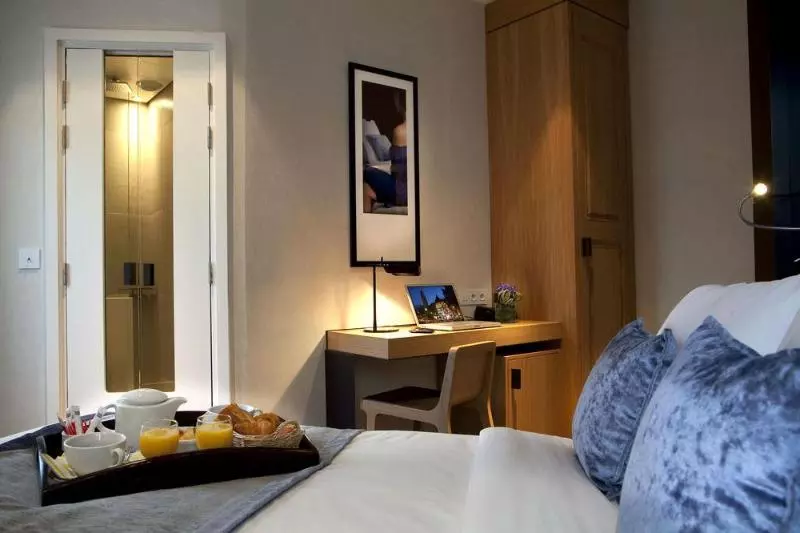 Fotos del hotel Marceau Champs-elysées:  10