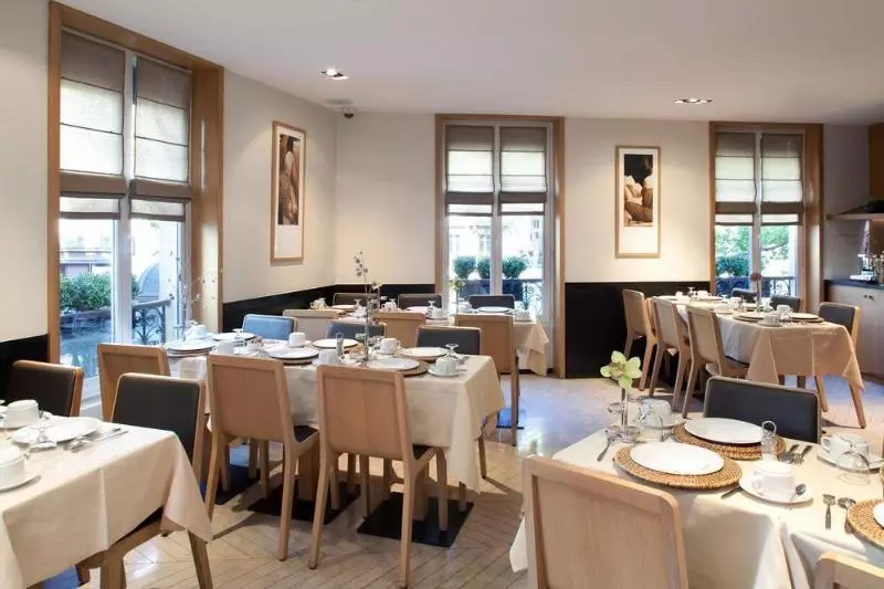 Fotos del hotel Marceau Champs-elysées:  8