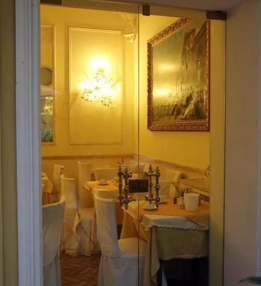 Fotos del hotel Flavia:  15