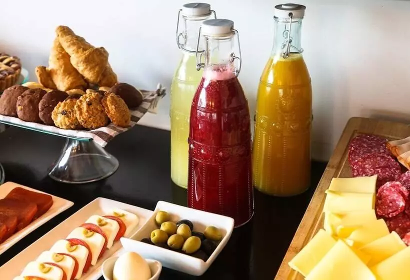 Fotos del hotel Martín Gusinde:  25