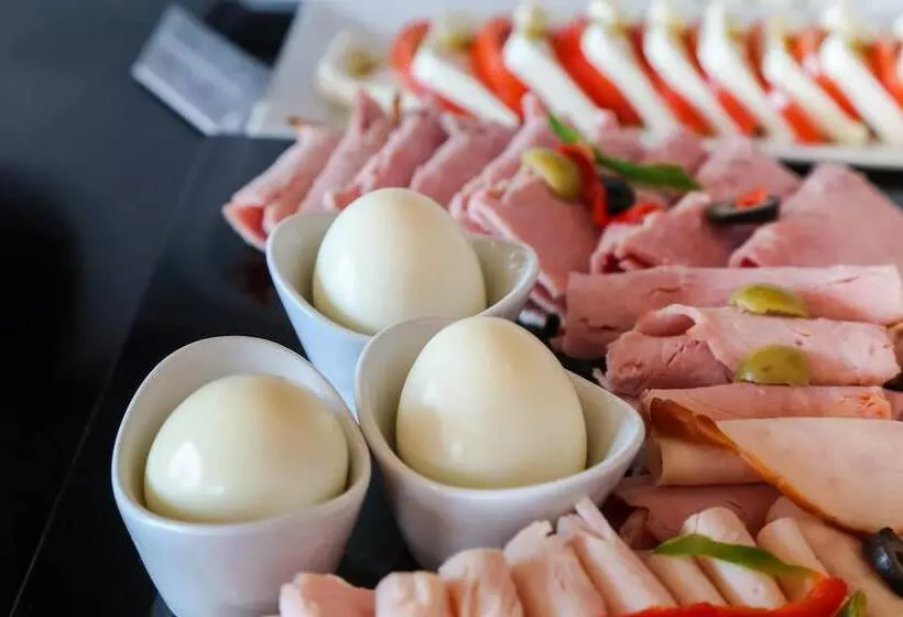 Fotos del hotel Martín Gusinde:  21