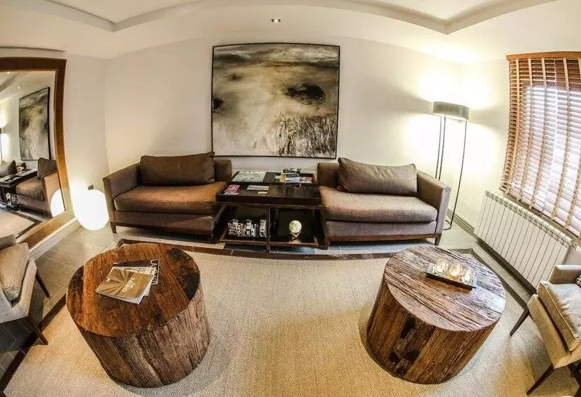 Fotos del hotel Martín Gusinde:  14