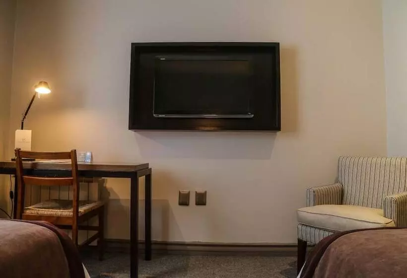 Fotos del hotel Martín Gusinde:  24