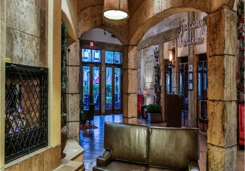 Fotos del hotel Tuscany Suites & Casino:  4