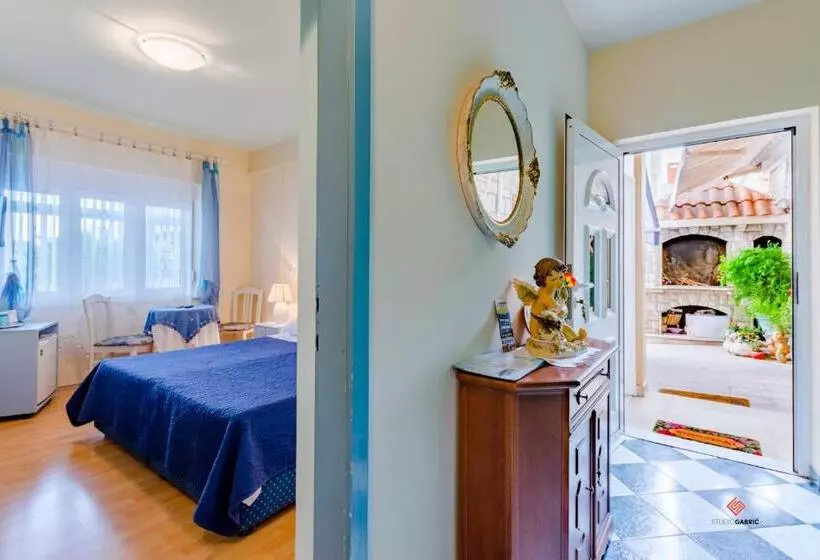 Fotos del hotel Guesthouse Rooms Split:  13