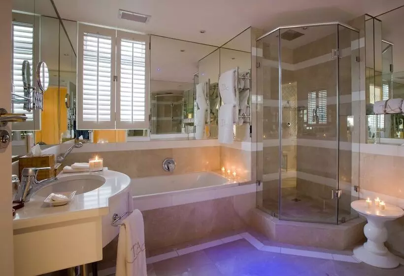 Fotos del hotel The Twelve Apostles  And Spa:  18