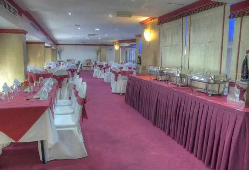 Fotos del hotel Al Maha Regency:  24