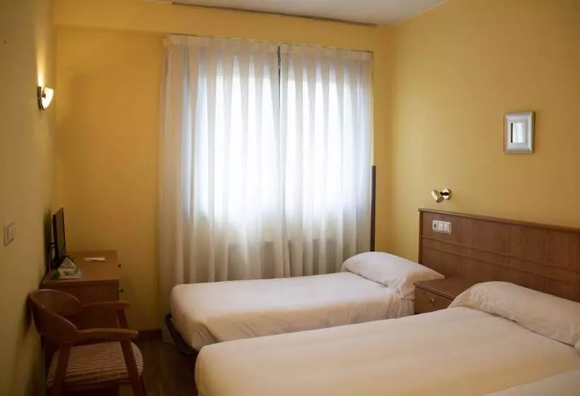 Fotos del hotel Alda Estación Oviedo:  15