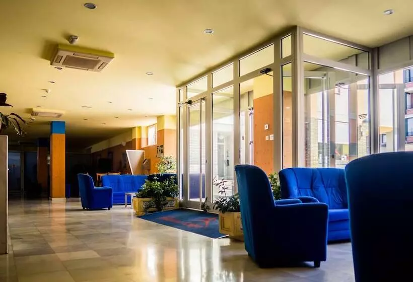 Fotos del hotel Bezana Lago:  9