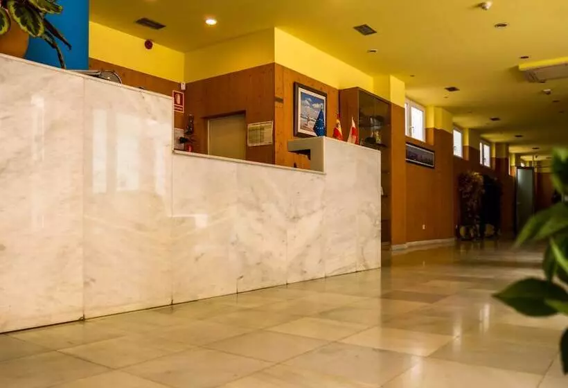 Fotos del hotel Bezana Lago:  10