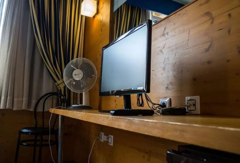 Fotos del hotel Bezana Lago:  24