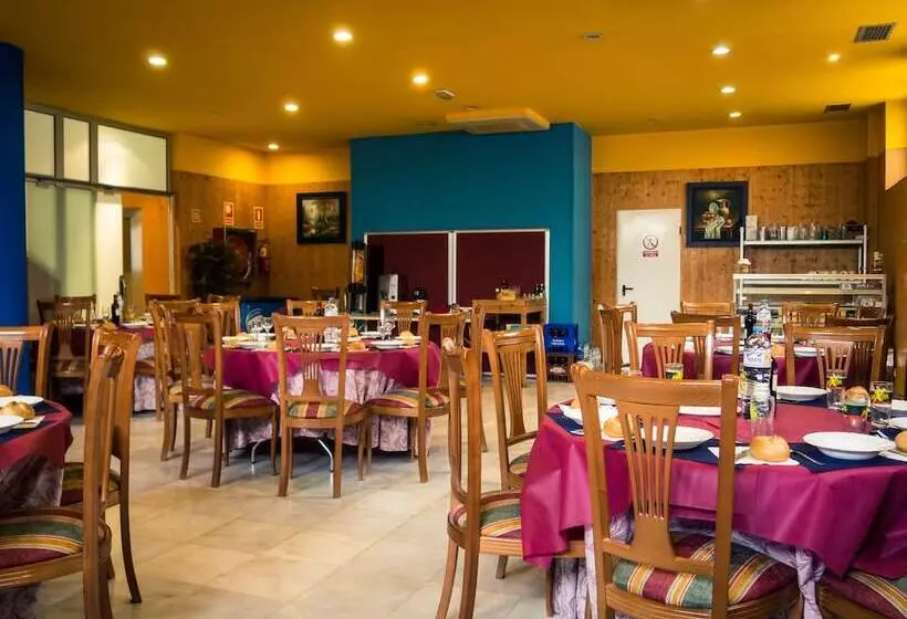 Fotos del hotel Bezana Lago:  5