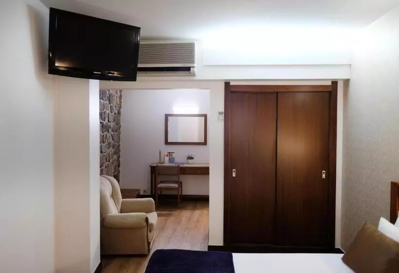 Fotos del hotel Dona Sofia:  10