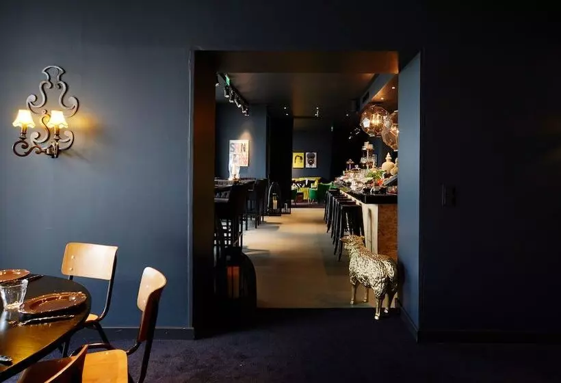 Fotos del hotel Friends:  13