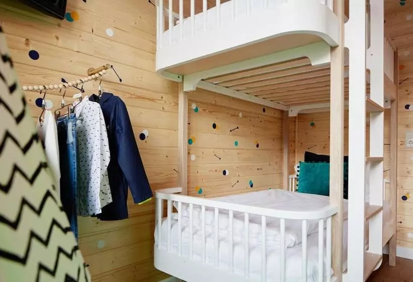 Fotos del hotel Friends:  16