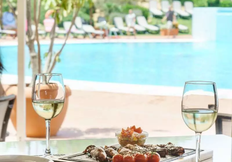 Fotos del hotel Ilunion Sancti Petri:  9