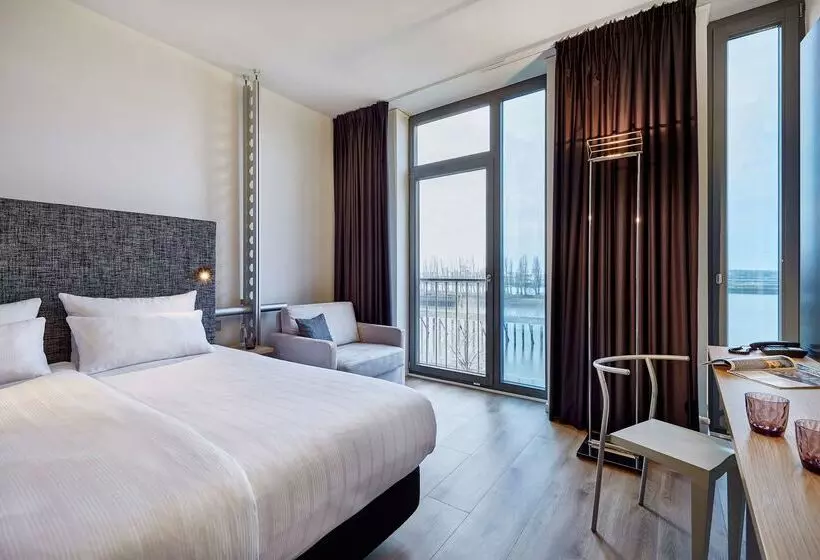 Fotos del hotel Innside By Meliá Bremen:  11