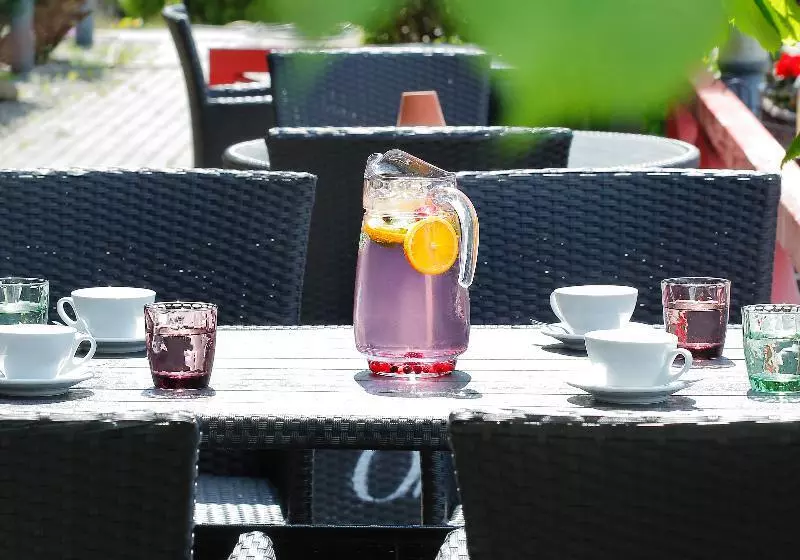 Fotos del hotel Oru Hub:  13