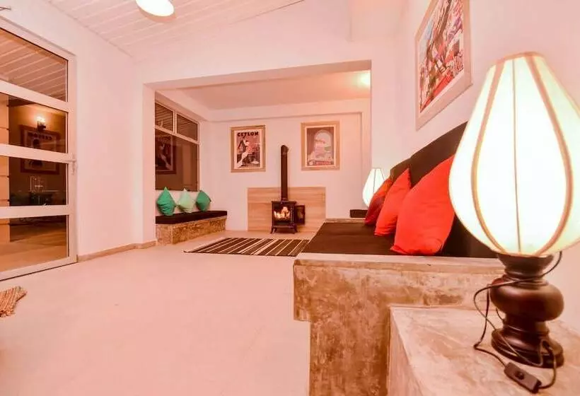 Fotos del hotel Top Terrace Cottage:  18