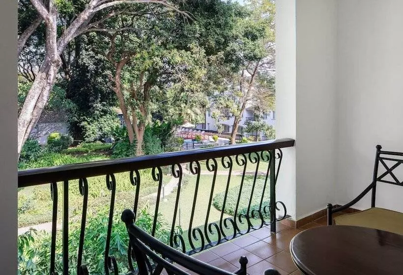 Fotos del hotel Four Points By Sheraton Arusha, The Arusha:  11