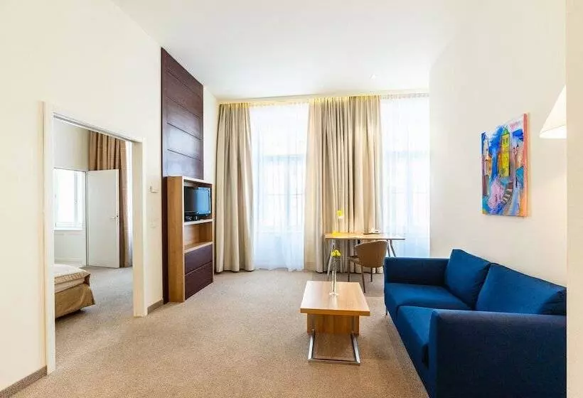 Fotos del hotel Hilight Suites:  23