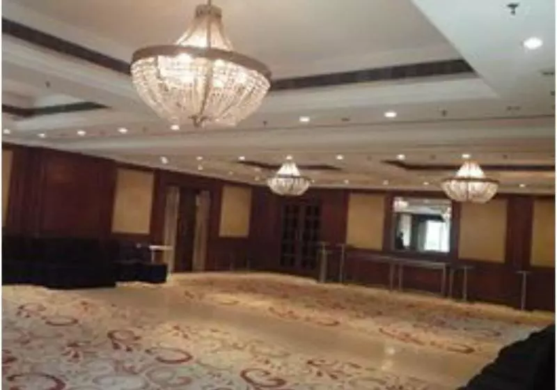 Fotos del hotel Radisson Hotel Varanasi:  18