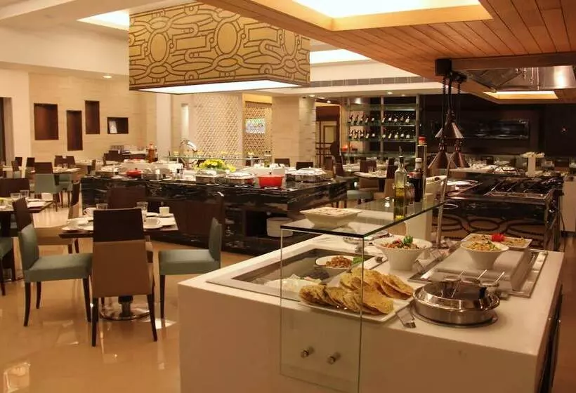 Fotos del hotel Radisson Hotel Varanasi:  23