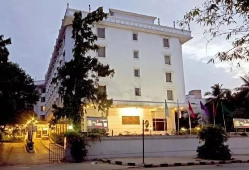 Fotos del hotel The Capitol:  1