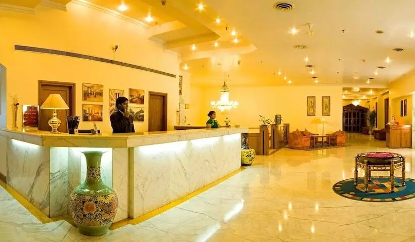 Fotos del hotel The Capitol:  10