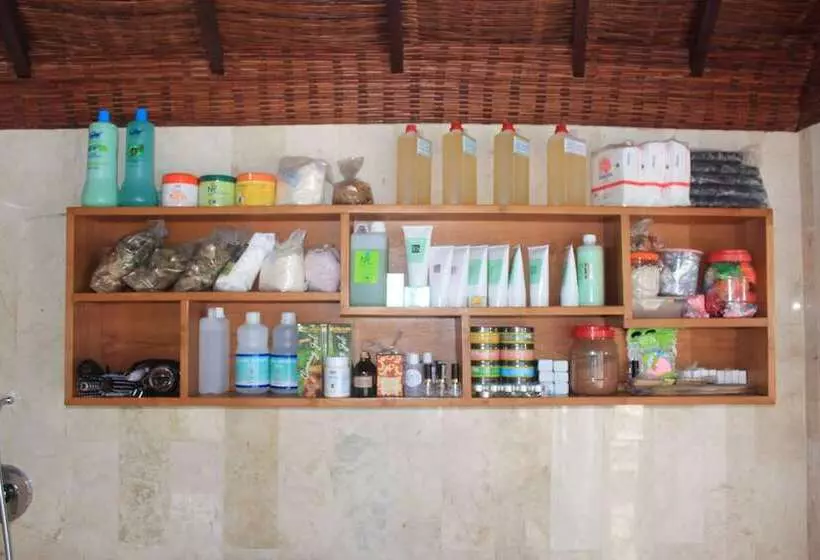 Fotos del hotel The Lokha Legian Resort & Spa:  7