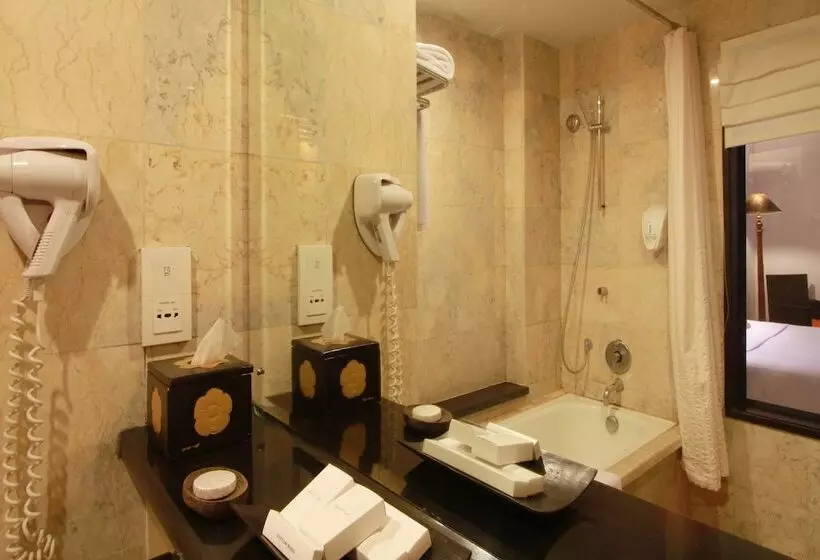 Fotos del hotel The Lokha Legian Resort & Spa:  8