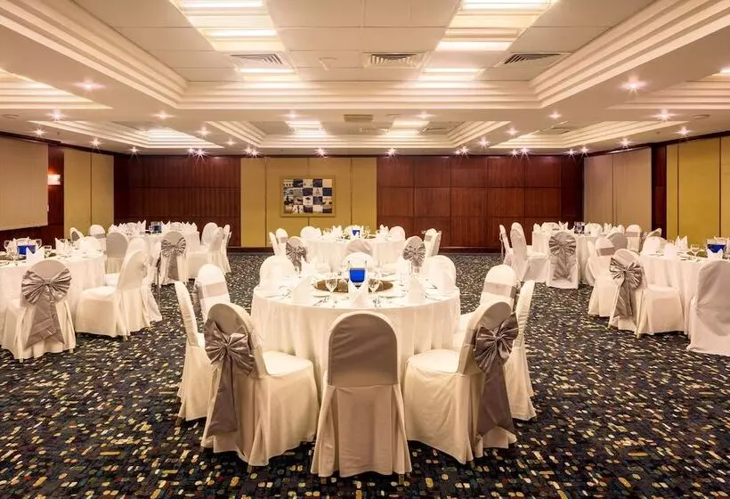 Fotos del hotel Coral Dubai Deira:  11