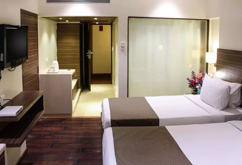 Fotos del hotel Quality Inn Residency:  21