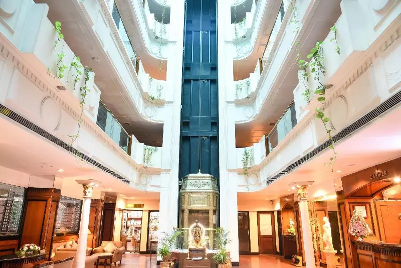 Fotos del hotel Quality Inn Residency:  7