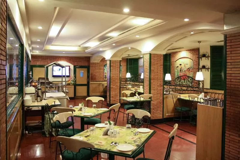 Fotos del hotel Quality Inn Residency:  8