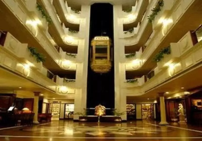 Fotos del hotel Quality Inn Residency:  12