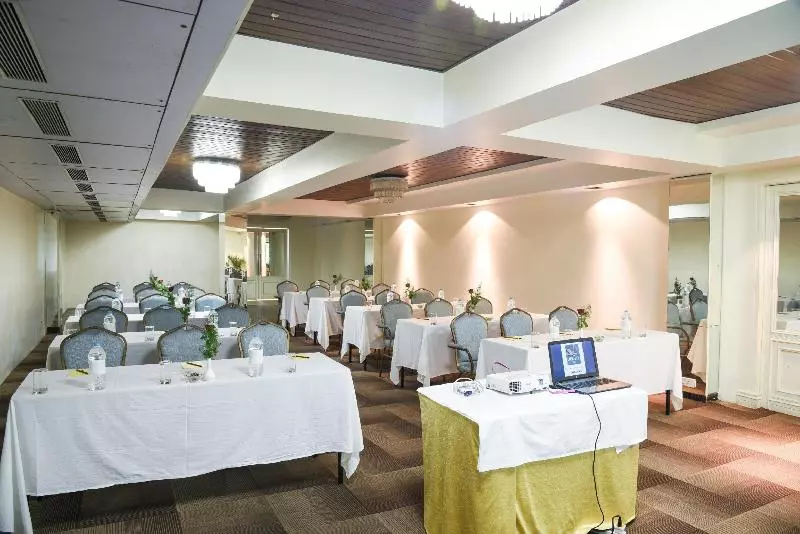 Fotos del hotel Quality Inn Residency:  23